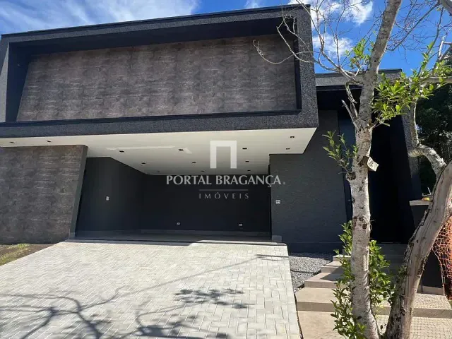 Casa com 465m² 3 quartos e 5 banheiros, à venda, no bairro Condomínio Residencial Euroville II em Bragança Paulista
