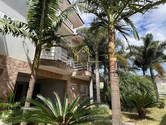 Casa com 787m² 5 quartos e 2 banheiros, à venda, no bairro Jardim Nova Guaxupé em Guaxupé