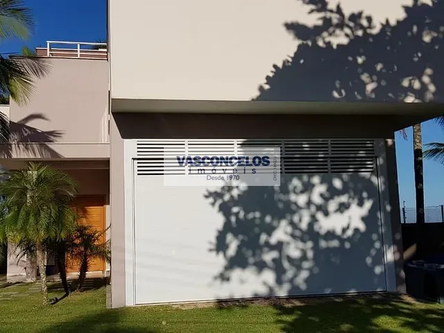 Casa com 630m² 4 quartos e 5 banheiros, à venda, no bairro Santa Cruz em Ubatuba