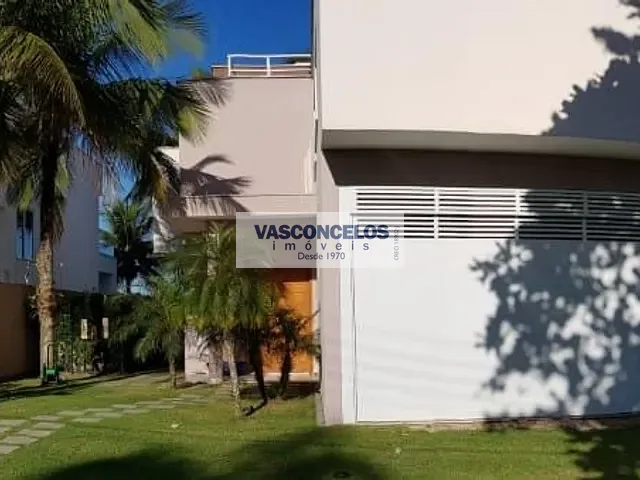 Casa com 630m² 4 quartos e 5 banheiros, à venda, no bairro Santa Cruz em Ubatuba