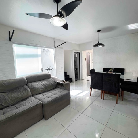 Casa com 87m² 2 quartos e 1 banheiro, à venda, no bairro Portinho em Cabo Frio