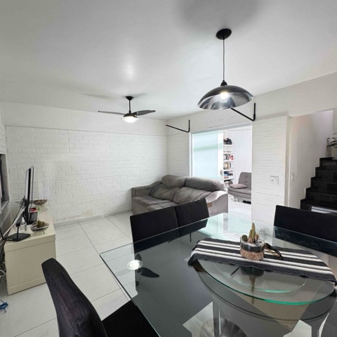Casa com 87m² 2 quartos e 1 banheiro, à venda, no bairro Portinho em Cabo Frio