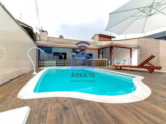 Casa com 250m² 3 quartos e 2 banheiros, à venda, no bairro Sumaré em Caraguatatuba