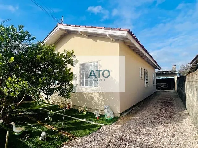 Casa 4 quartos e 1 banheiro, à venda, no bairro Areias em Tijucas