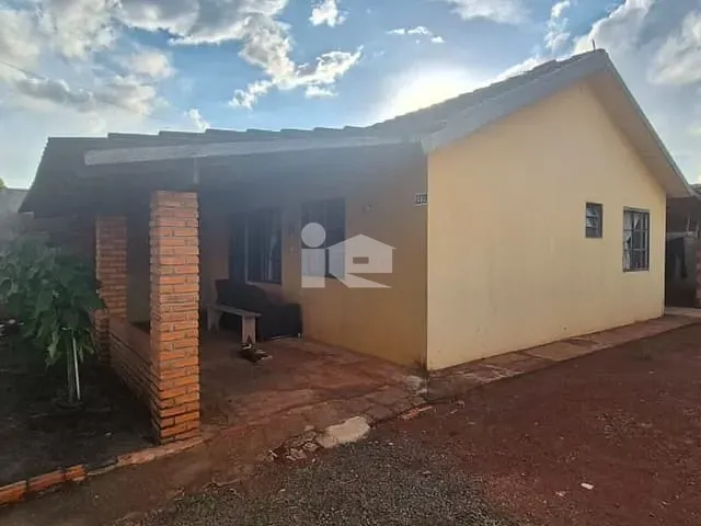 Casa com 210m² 2 quartos e 1 banheiro, à venda, no bairro Tomie Nagatami em Rolândia