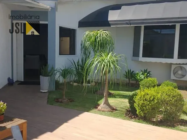 Casa com 359m² 3 quartos e 2 banheiros, à venda, no bairro Centro em Caçapava