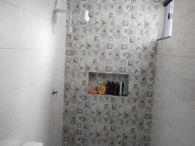 Casa com 300m² 2 quartos e 2 banheiros, à venda, no bairro Loteamento Jardim Tropical em Sinop