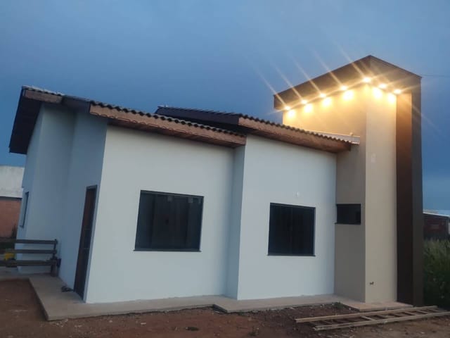 Casa com 300m² 2 quartos e 2 banheiros, à venda, no bairro Loteamento Jardim Tropical em Sinop