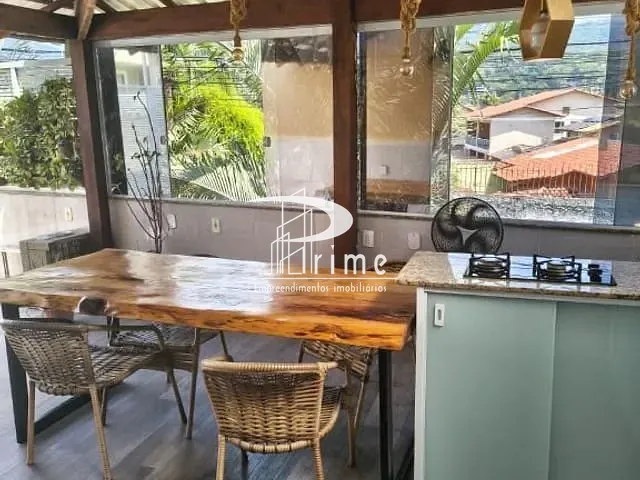 Casa com 150m² 2 quartos e 3 banheiros, à venda, no bairro Serra Grande em Niterói
