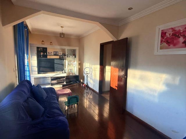 Casa 3 quartos e 2 banheiros, à venda, no bairro Tupi B em Belo Horizonte
