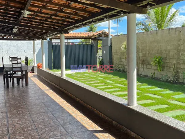 Casa 4 quartos e 2 banheiros, à venda, no bairro Barramares em Ilhéus
