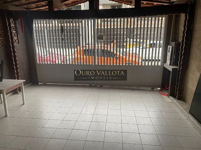 Casa com 135m² 2 quartos e 2 banheiros, à venda, no bairro Vila Guilhermina em Praia Grande