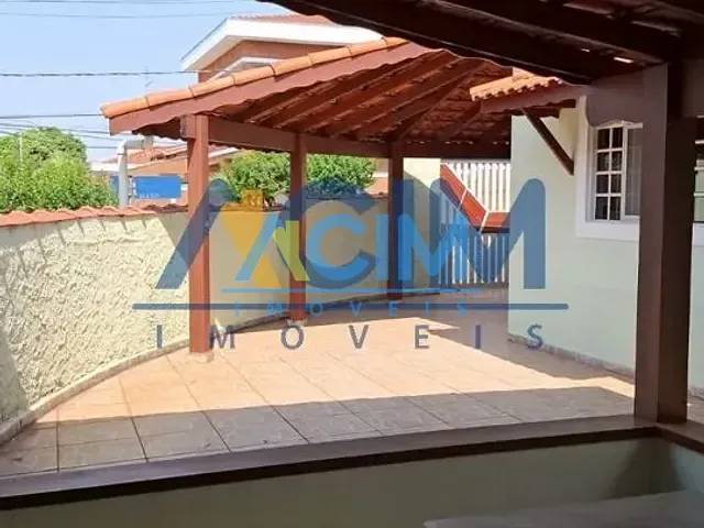 Casa com 254m² 2 quartos e 1 banheiro, à venda, no bairro Dom Bosco em Jaguariúna