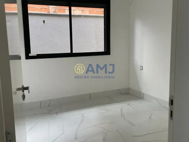 Casa 4 quartos e 1 banheiro, à venda, no bairro Residencial Goiânia Golfe Clube em Goiânia
