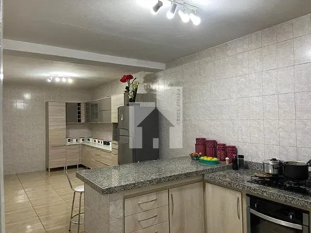 Casa com 250m² 3 quartos e 2 banheiros, à venda, no bairro Tulipas em Jundiaí