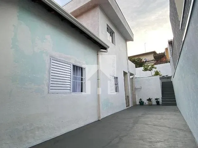 Casa com 250m² 3 quartos e 2 banheiros, à venda, no bairro Tulipas em Jundiaí