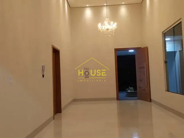 Casa com 200m² 3 quartos e 1 banheiro, à venda, no bairro Jardim Residencial Eulália em Votuporanga