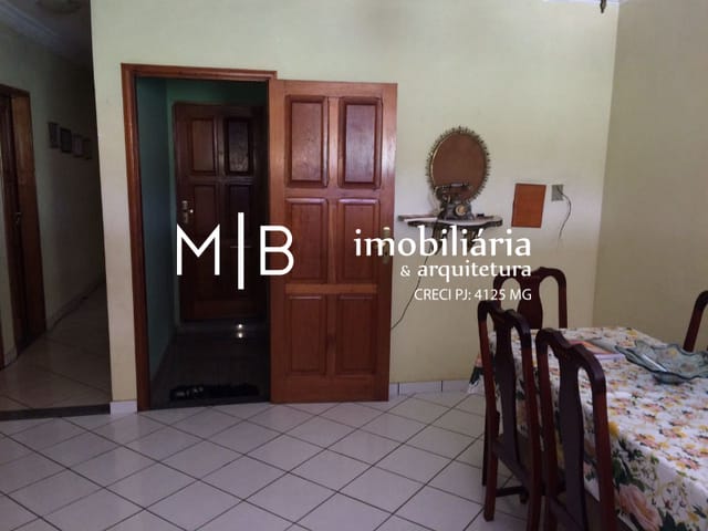 Casa 3 quartos e 1 banheiro, à venda, no bairro TAQUARA PRETA em CATAGUASES