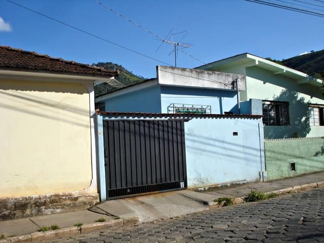 Foto do Casa - Lote comercial com 3 casas edificadas no Bairro Nossa Senhora de Fátima, Itajubá. | MOHALLEM e LOPES CORRETAGEM E ADMINISTRACAO DE IMOVEIS LTDA