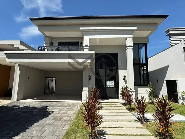 Casa com 442m² 4 quartos e 6 banheiros, à venda, no bairro Centro Político Administrativo em Cuiabá
