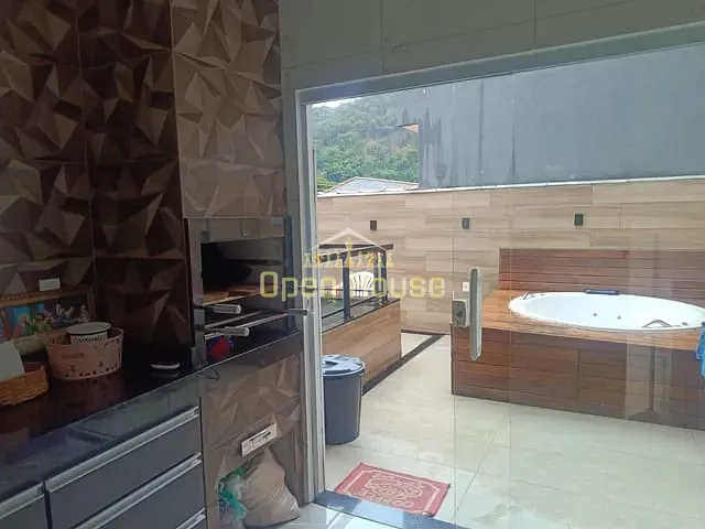 Casa 2 quartos e 2 banheiros, à venda, no bairro Volta Grande III em Volta Redonda