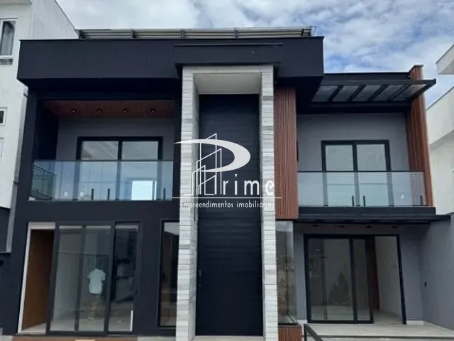 Casa com 450m² 3 quartos e 5 banheiros, à venda, no bairro Camboinhas em Niterói