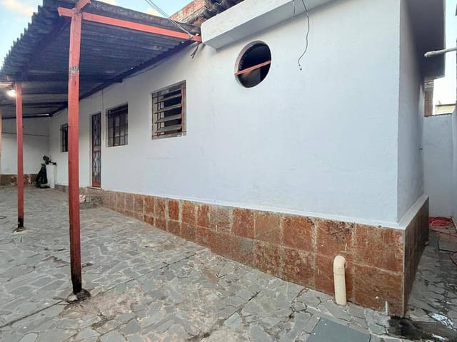 Casa 1 quarto e 1 banheiro, à venda, no bairro Tupi B em Belo Horizonte