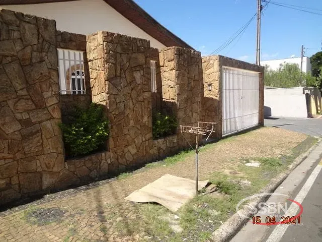 Casa com 312m², à venda, no bairro Jardim Nossa Senhora de Fátima em Nova Odessa