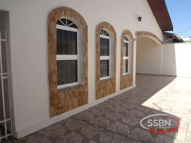 Casa com 312m², à venda, no bairro Jardim Nossa Senhora de Fátima em Nova Odessa
