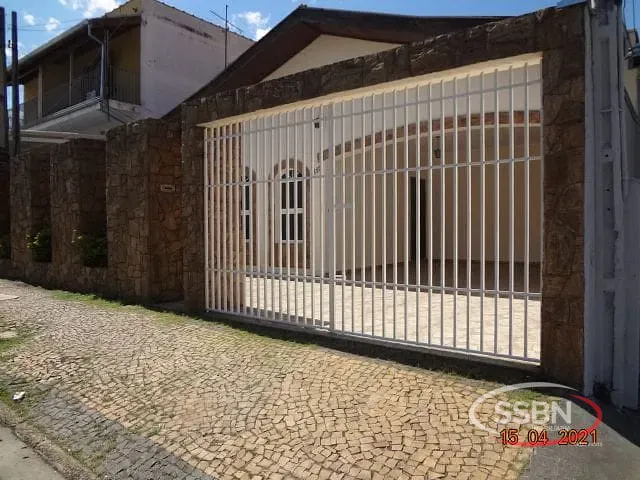 Casa com 312m², à venda, no bairro Jardim Nossa Senhora de Fátima em Nova Odessa