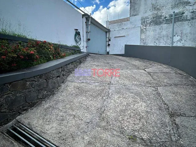 Casa 4 quartos e 5 banheiros, à venda, no bairro Castália em Itabuna