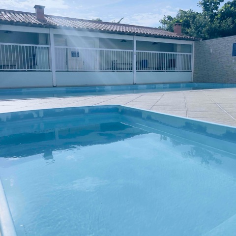 Casa 3 quartos e 2 banheiros, à venda, no bairro Peró em Cabo Frio