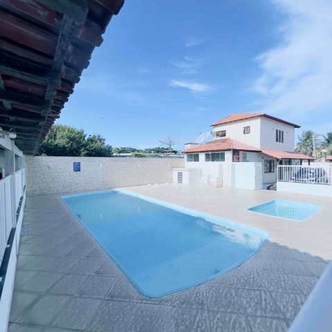 Casa 3 quartos e 2 banheiros, à venda, no bairro Peró em Cabo Frio