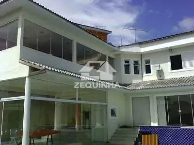 Casa, 4 quartos, 380 m² - Foto 1