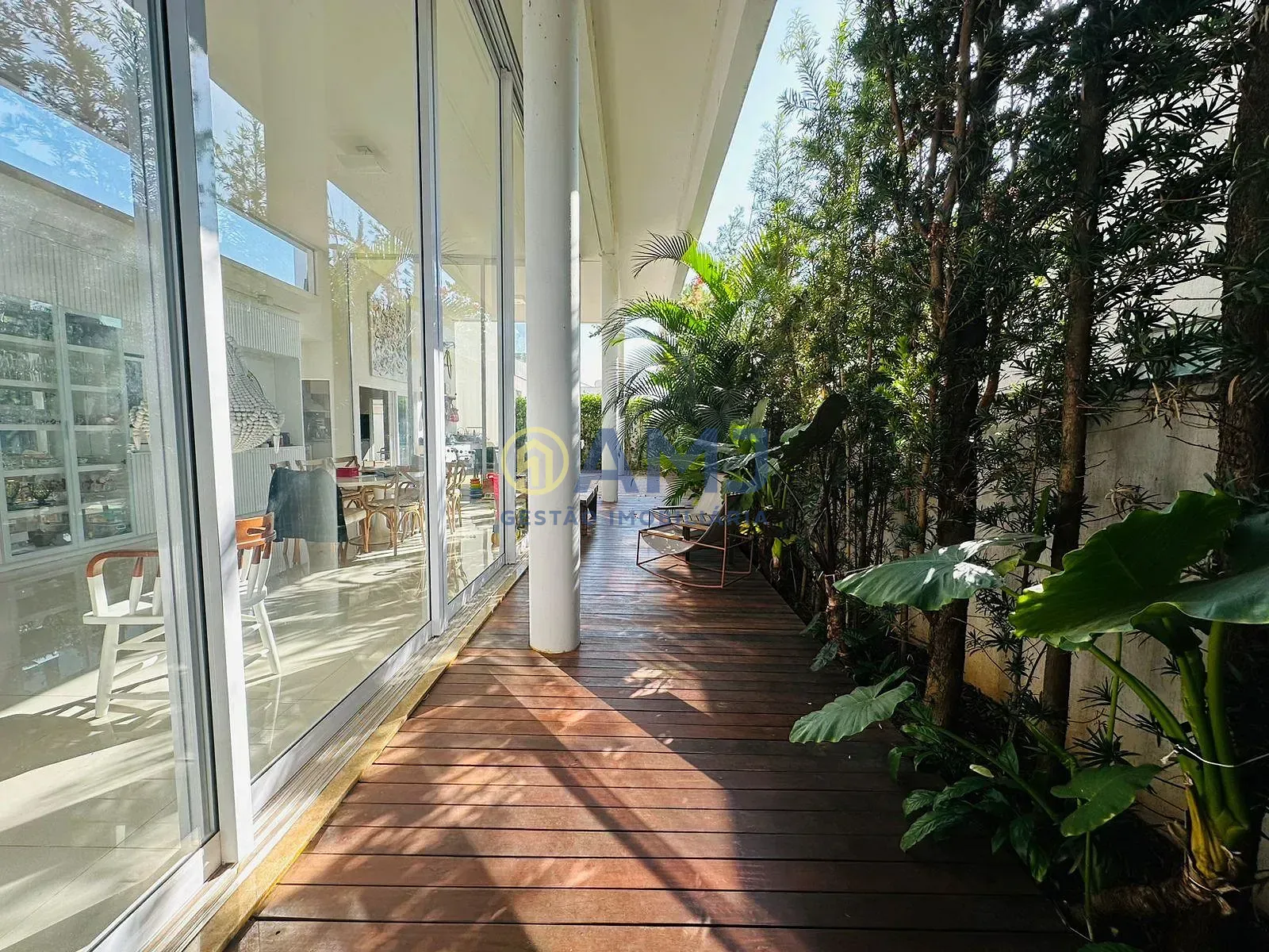 Casa, 4 quartos, 220 m² - Foto 4
