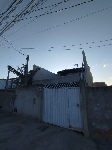 Casa com 168m² 3 quartos e 4 banheiros, à venda, no bairro Parque Imperial em Campos dos Goytacazes
