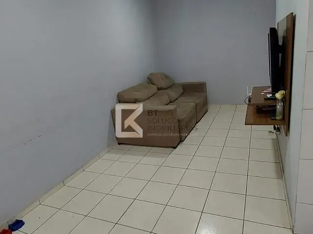 Casa com 262m² 3 quartos e 1 banheiro, à venda, no bairro Jardim dos Colibris em Indaiatuba