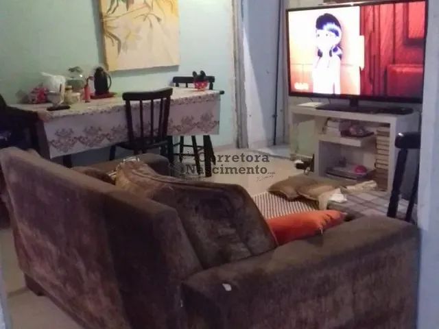 Casa com 150m² 2 quartos e 1 banheiro, à venda, no bairro Cidade Salvador em Jacareí