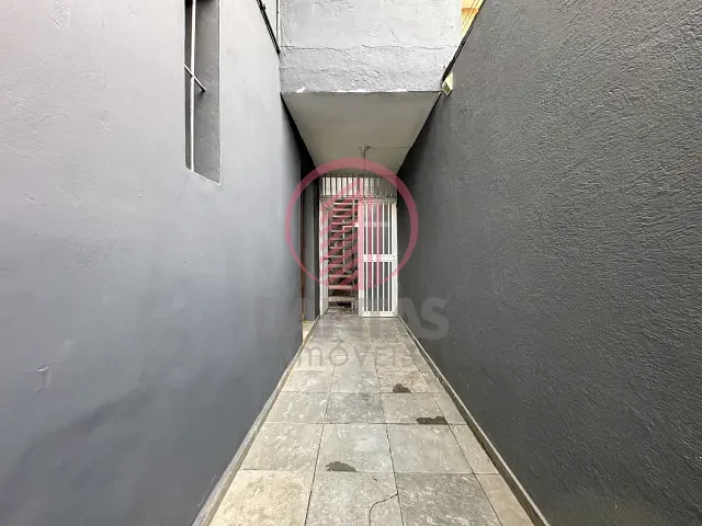 Casa 2 quartos e 1 banheiro, para alugar, no bairro City Bussocaba em Osasco