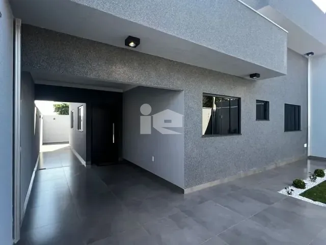Casa com 180m² 3 quartos e 2 banheiros, à venda, no bairro Jardim Monte Carlo em Rolândia