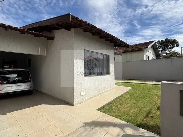 Casa com 354m² 4 quartos e 2 banheiros, à venda, no bairro Jardim Caviúna em Rolândia