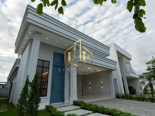 Casa com 320m² 3 quartos e 4 banheiros, à venda, no bairro Jardim Imperial em Cuiabá
