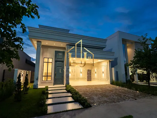 Casa com 320m² 3 quartos e 4 banheiros, à venda, no bairro Jardim Imperial em Cuiabá