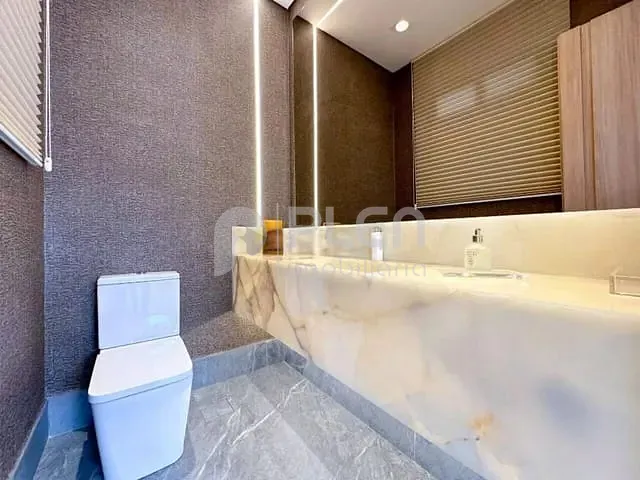 Casa 4 quartos e 8 banheiros, à venda, no bairro Alphaville em Santana de Parnaíba
