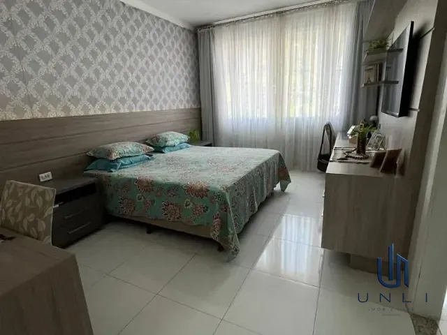 Casa 3 quartos e 5 banheiros, à venda, no bairro Jardim Belvedere em Volta Redonda