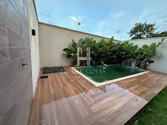Casa com 210m² 4 quartos e 6 banheiros, à venda, no bairro Jardim Atlântico em Goiânia