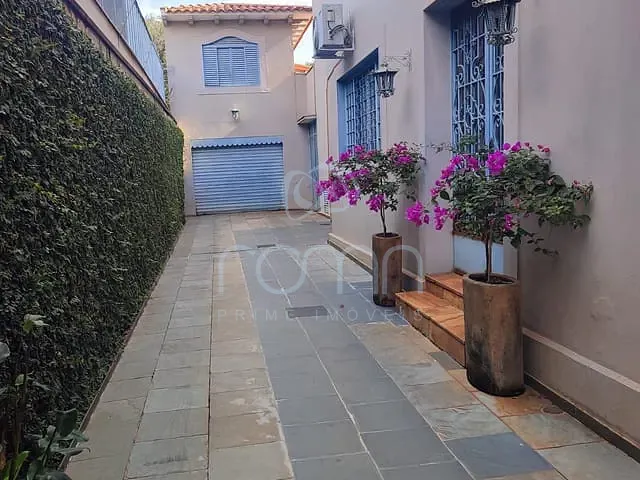 Casa com 559m², à venda, no bairro Vila Santa Cruz em São José do Rio Preto
