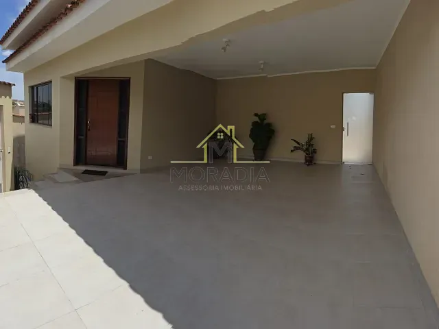 Casa com 337m² 4 quartos e 3 banheiros, à venda, no bairro Jardim Agenor de Lima em Guaxupé