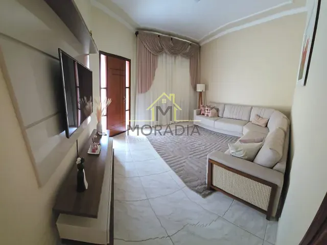 Casa com 337m² 4 quartos e 3 banheiros, à venda, no bairro Jardim Agenor de Lima em Guaxupé