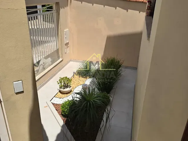 Casa com 337m² 4 quartos e 3 banheiros, à venda, no bairro Jardim Agenor de Lima em Guaxupé